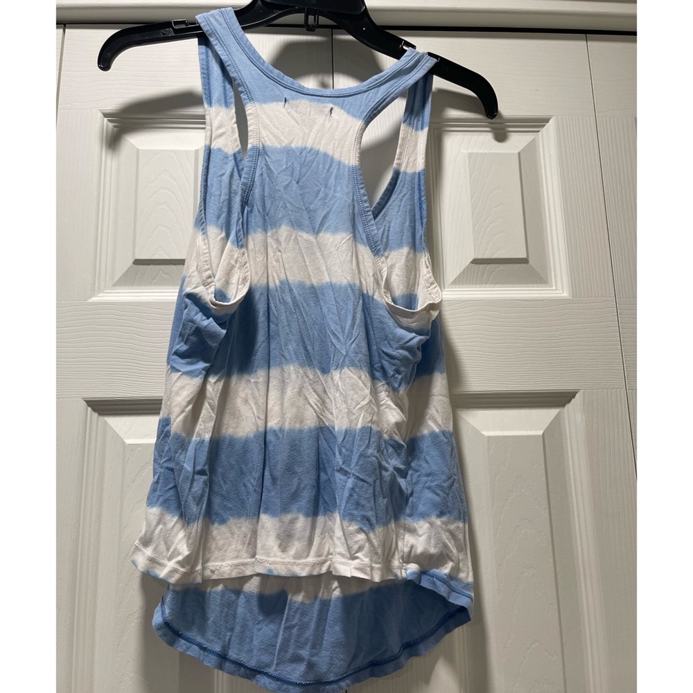 Blue and White American Eagle tank! - Picture 3 of 4